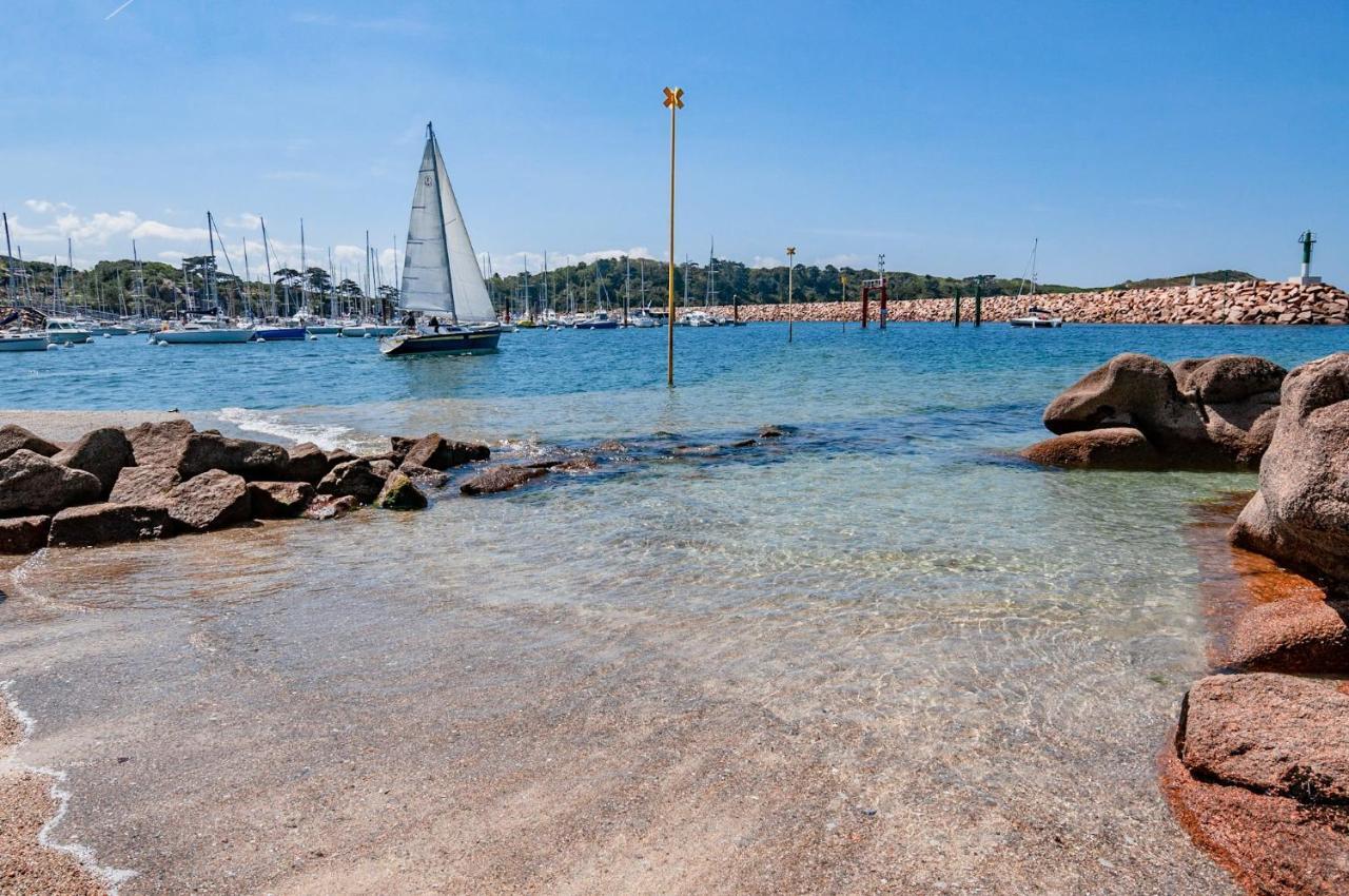 Vue Mer Cote De Granit Rose En Bretagne Trébeurden Exterior foto